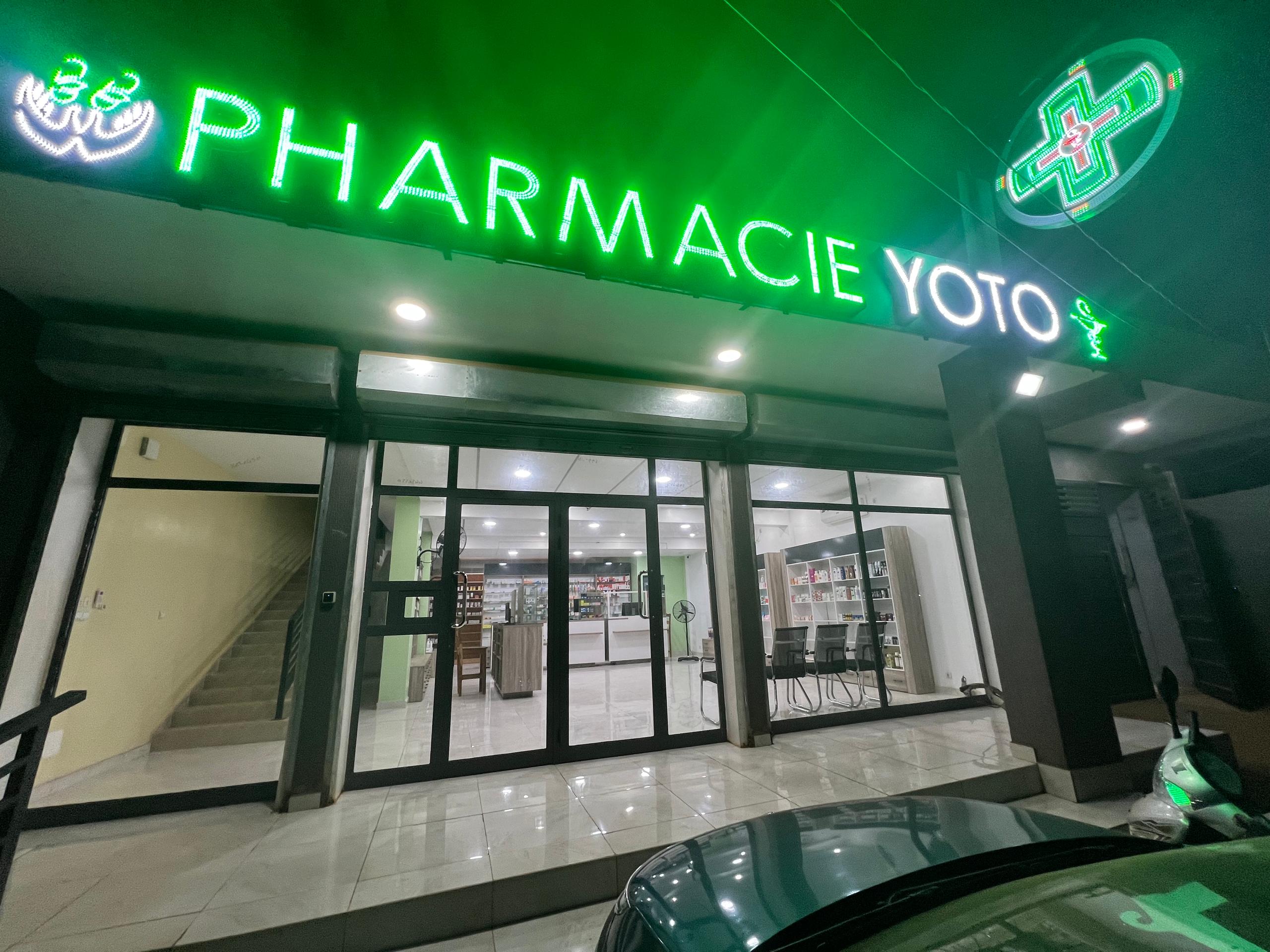 PHARMACIE  YOTO